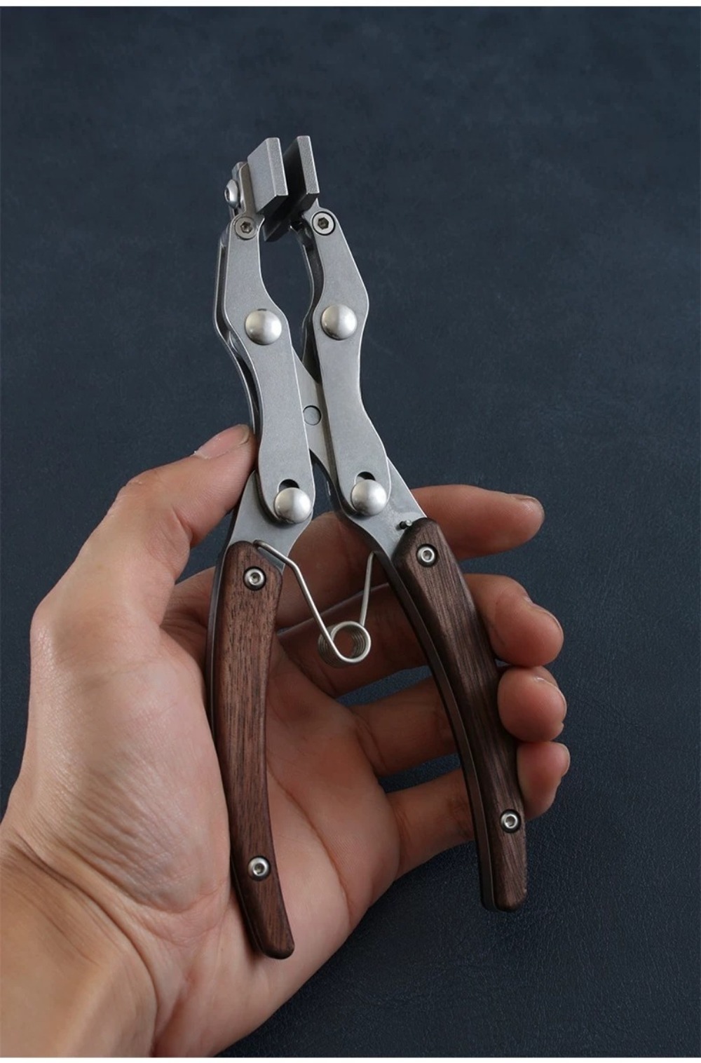 Pince à mâchoires plates de 38 - Pliers avis et prix